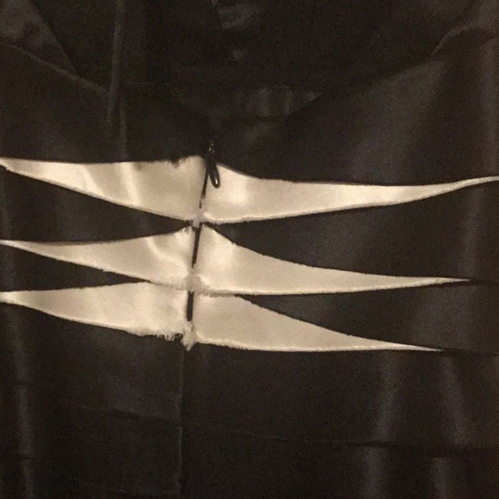 BCBGMAXAZRIA Dress, Sleeveless Satin Halter Tiered - Picture 8 of 10